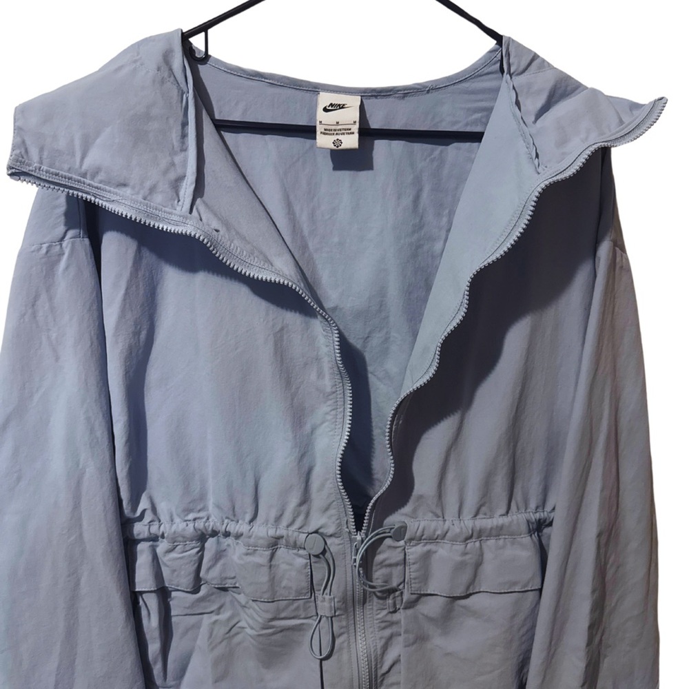 Nike Men's Light Blue Jacket - Picture 2 of 3